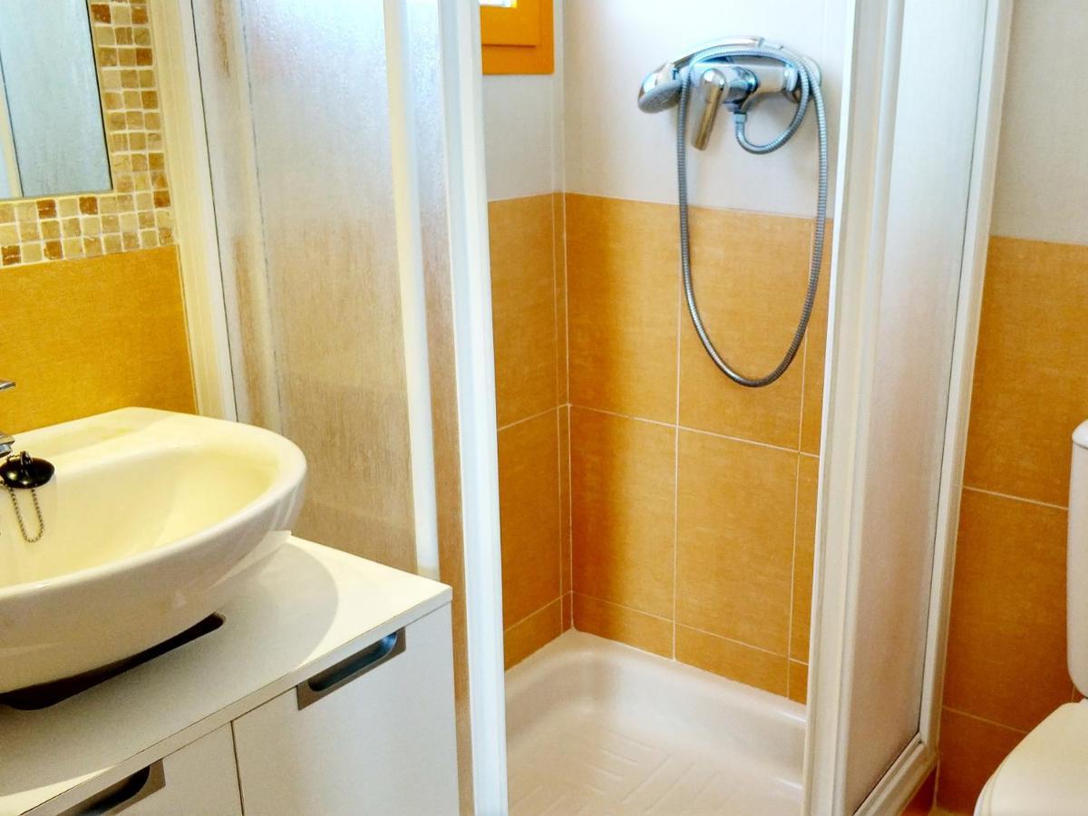 Apartamentos Ambar Beach 칼페 외부 사진